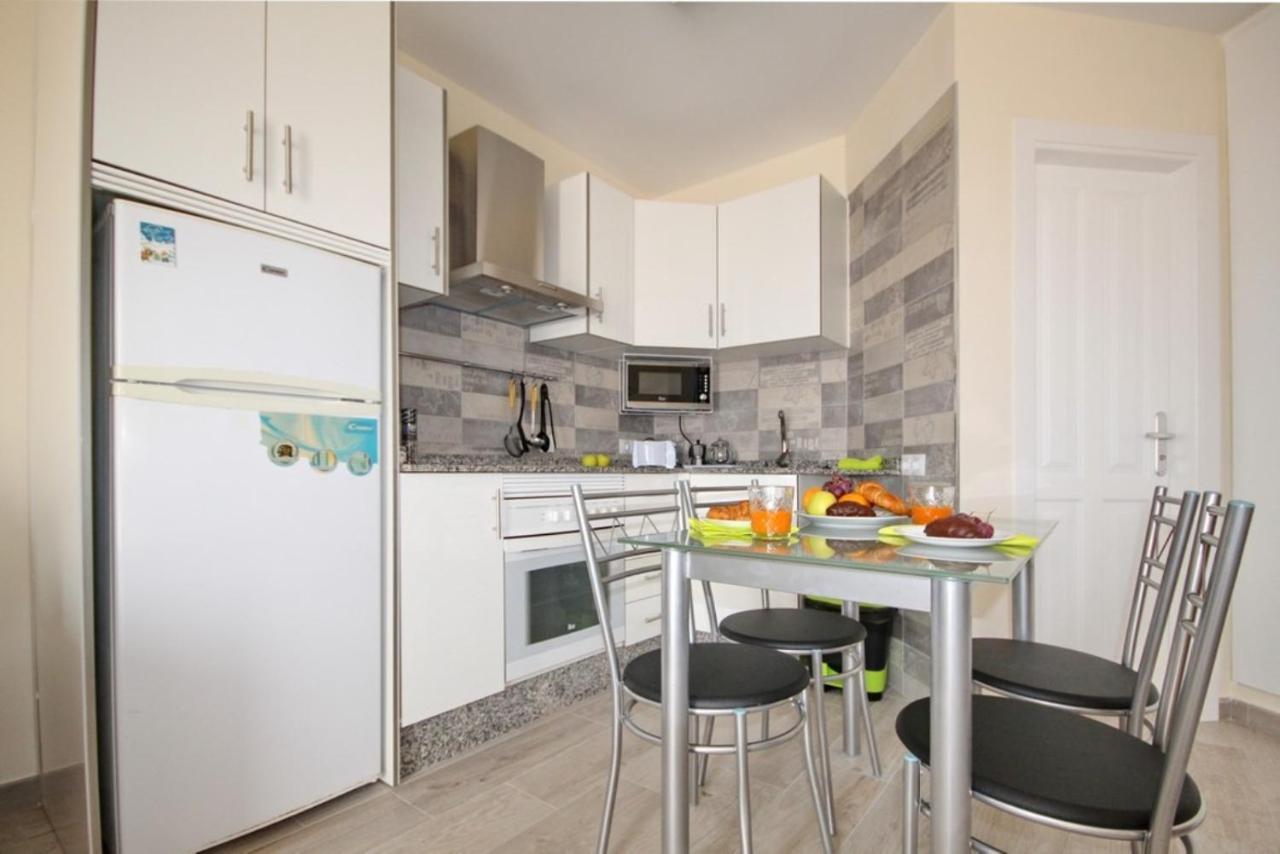 Apartment With Terrace On The Seafront In Playa Fanabe Costa Adeje  Eksteriør billede